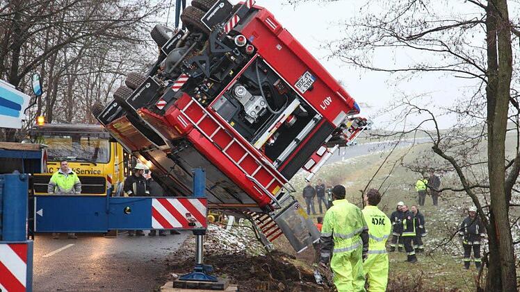 Schwierig gestaltete sich die Bergung, die bis in die Abendstunden dauerte.