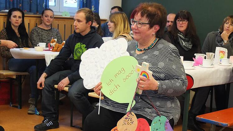 Eine Abschiedsfeier gab es im Kothener Kindergarten für Monika Solleder, die nach 22 Jahren in den Ruhestand geht. Foto: Sandra Reith