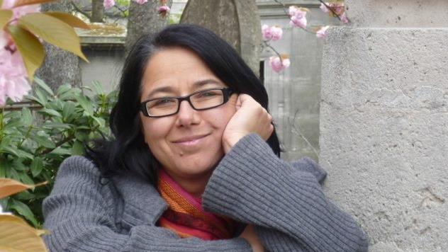 Tessa Korber liebt Katzen. Andere Schriftsteller tun das auch und haben den Samtpfoten lyrisch ein Denkmal gesetzt. Korber hat die sch&ouml;nsten Liebeserkl&auml;rungen  f&uuml;r Samtpfoten gesammelt.PR