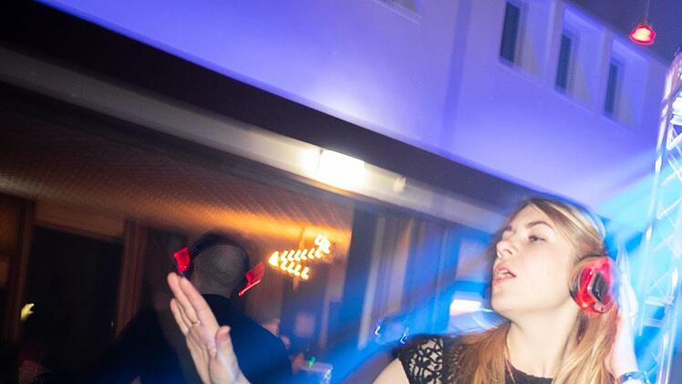 Die erste "Silent Disco" im Landkreis Kronach. Foto: Marian Hamacher