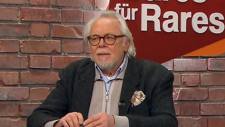 Friedrich Häusser steht seit 2015 als "Bares für Rares"-Händler vor der Kamera.