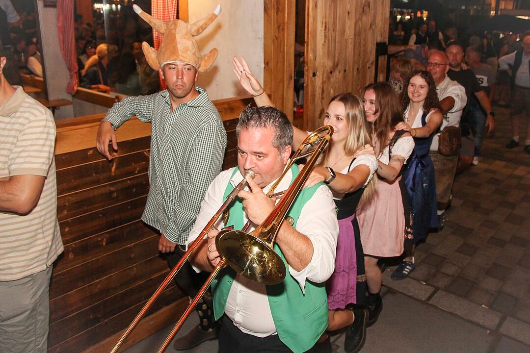 Am letzten Tag vom Bierfest wurde nochmal richtig gefeiert.