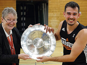 Kevin Eichelsd&ouml;rfer: Der Lehrer, der die Silberschale jagt