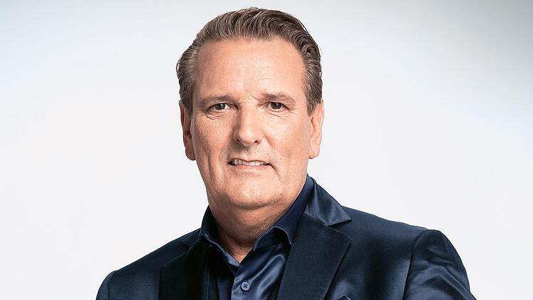 Wie Carsten Maschmeyer ist auch Ralf D&uuml;mmel seit der dritten Staffel als Investor bei "Die H&ouml;hle der L&ouml;wen" dabei.