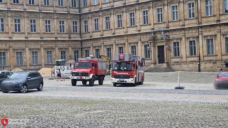Bamberger Dom: Weihrauch löst Feuerwehreinsatz aus - "Rauchschwaden recht hartnäckig"