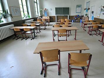 Die Klassenzimmer in der Staatlichen Realschule Scheßlitz bleiben in der nächsten Woche leer. Wie in jeder anderen Schule eben auch: Es sind Ferien.  Symbolfoto: Peter Endig, dpa