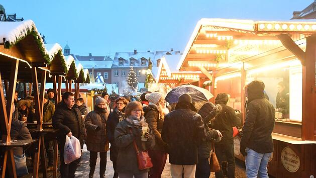 Der Besuch eines Weihnachtsmarktes ist im Dezember ein absolutes Muss.  Symbolfoto: Ronald Rinklef