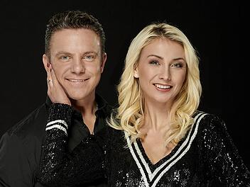 Stefan Mross und Anna-Carina Woitschack gastieren in Bad Brückenau. Foto: Lothar Böhler
