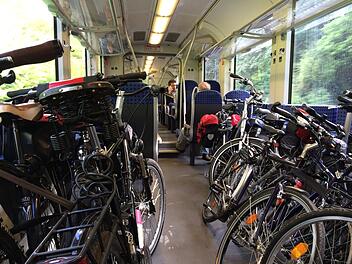 Flugzeug und Auto noch beliebteste Reisemittel - Umweltstation gibt Tipps für umweltschonendes Reisen