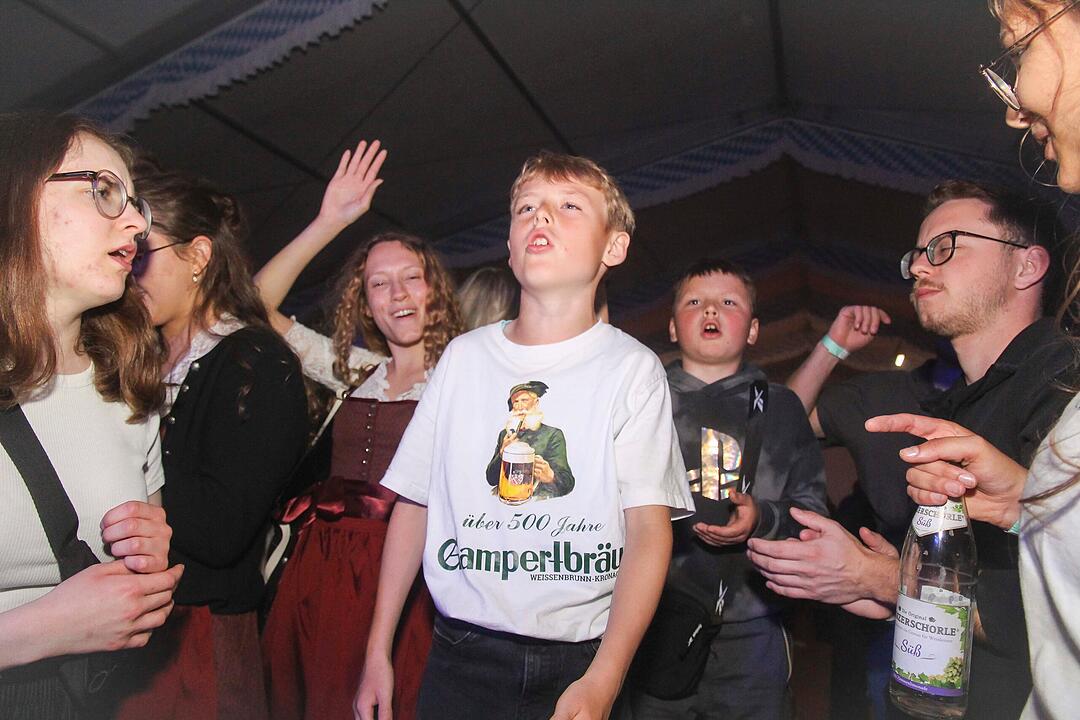 Super Stimmung in Schimmendorf.