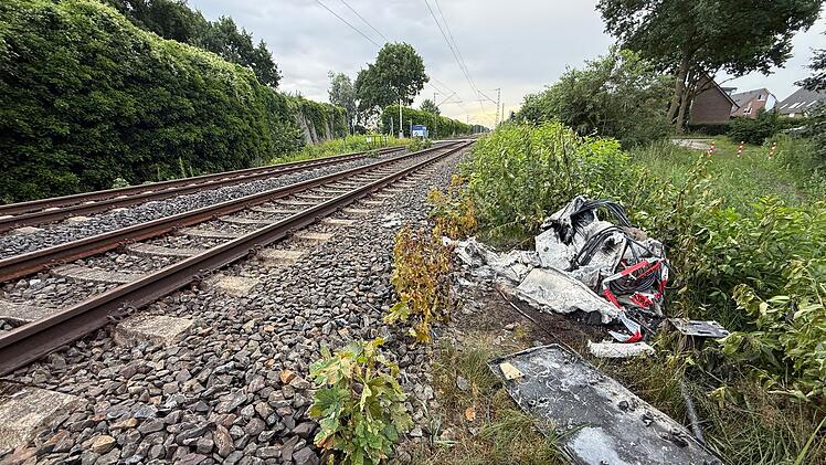 Mutma&szlig;licher Anschlag auf Bahn-Infrastruktur