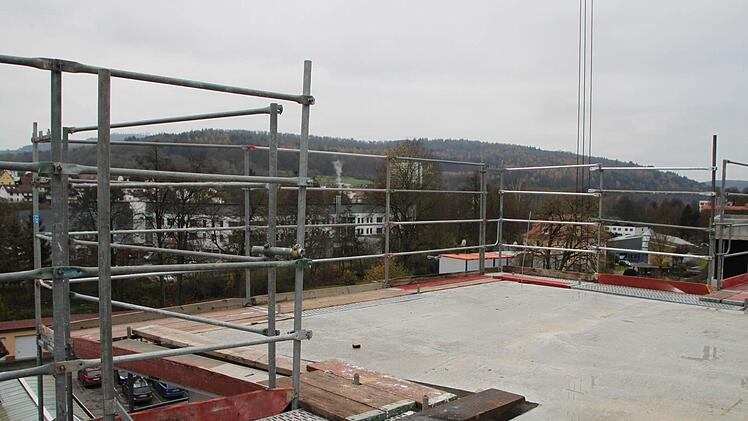 Das Flachdach ist aber später nicht mehr begehbar.
