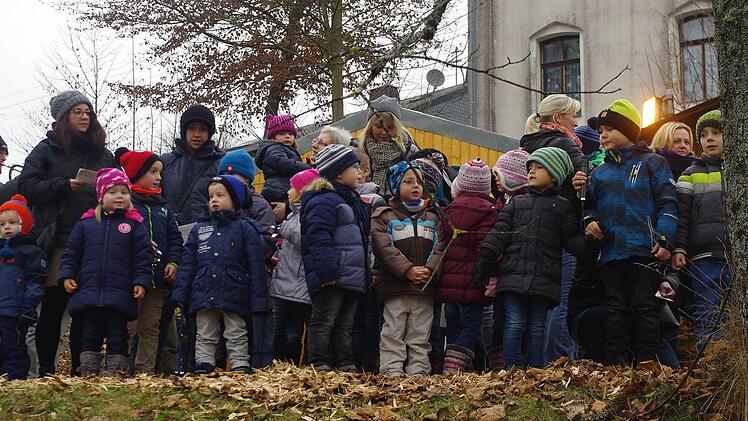 Weihnachtsmarkt in Wilhelmsthal. Foto: Heike Schülein