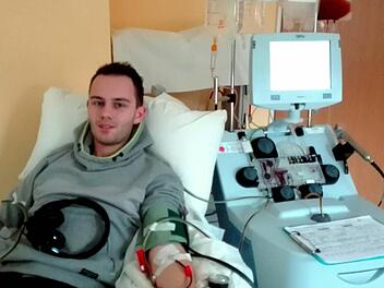 Das Bild, das in der Klinik bei der Stammzellenentnahme von Marcel Straub entstanden ist Foto: privat
