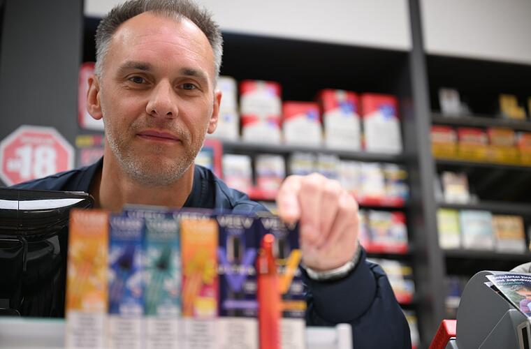 E-Zigaretten als Wegwerfprodukt: Politik treibt Verbot voran