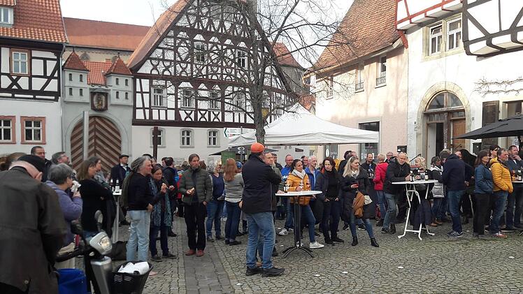 Musik und gute Laune und dann auch noch für den guten Zweck: Für die Ukrainehilfe Münnerstadt kamen über 2000 Euro zusammen.