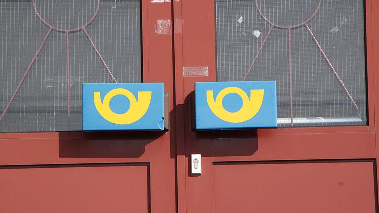 Bald wird auch das ehemalige Postgebäude dem Erdboden gleich gemacht. Foto: Ulrike Müller