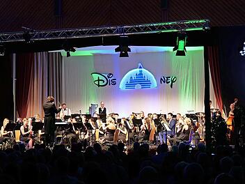Der Musikverein Heroldsbach spielte in der Hirtenbachhalle Musik aus Disney-Klassikern.
