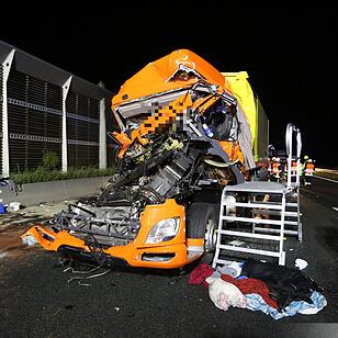Schwerer Lkw-Unfall auf der A9 bei Bayreuth