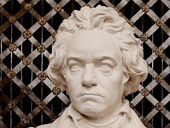 Beethoven-Büste im Spiegelsaal des Landestheaters CoburgFoto: Jochen Berger