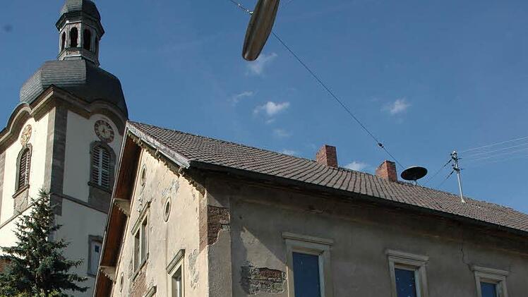 Die alte Schule in Rügheim wird zu einem Bürgerzentrum umgebaut.