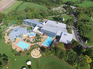 Ausbaufähig: Die "Therme Natur" muss modernisiert werden. Ob der Landkreis Coburg dafür im laufenden Jahr nur 150 000 oder 300 000 Euro zur Verfügung stellt, wird sich bei der endgültigen Verabschiedung des Kreishaushalt Mitte März entscheiden. Foto: Therme Natur