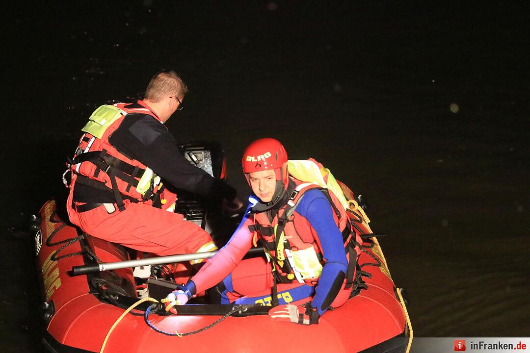Einbrecher springt in Forchheim in die Regnitz