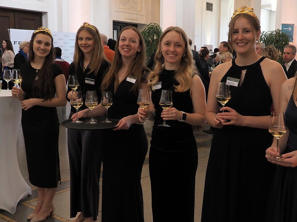 Die 68. Fr&auml;nkische Weink&ouml;nigin wurde gekr&ouml;nt.