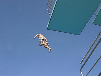 Sprungturm, Freibad, Sommer, Schwimmbad, Schwimmbecken