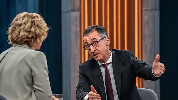 Cem Özdemir gab sich bei "Caren Miosga" optimistisch.