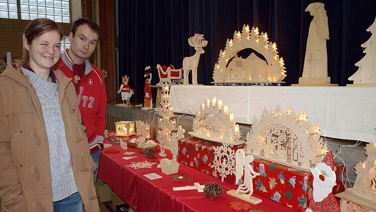 An diesem Stand weihnachtete es sehr.  Foto: Susanne Deuerling