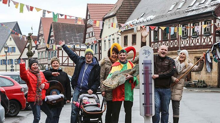 Ein Teil des Weismainer Faschingskomitees. Foto: Barbara Herbst