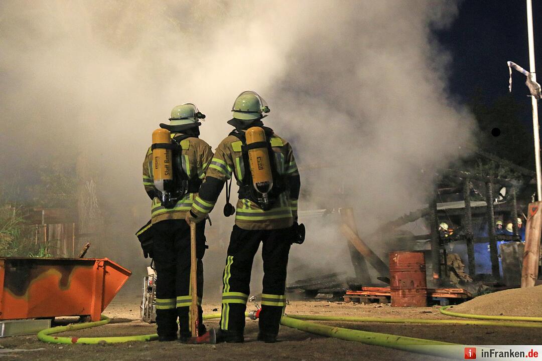 Feuer in Bamberg - Mann erleidet schwerste Verletzungen