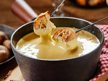 K&auml;sefondue, K&auml;se, Fondue, Weihnachten