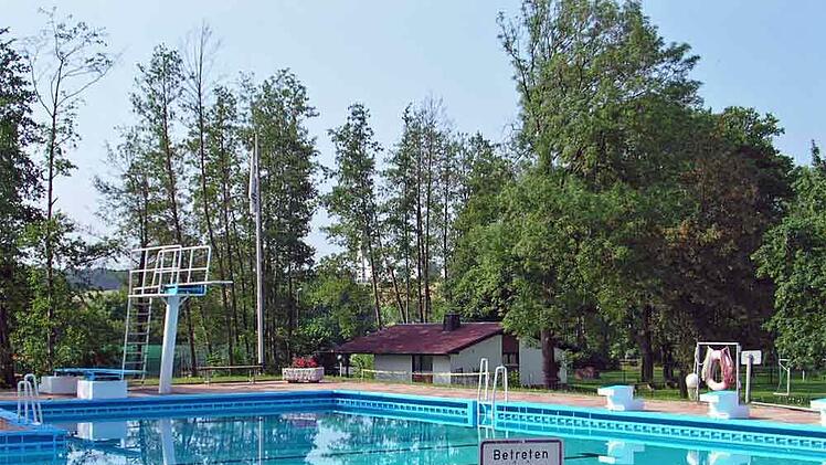 Das Freibad in Himmelkron war der Unglücksort.Archiv