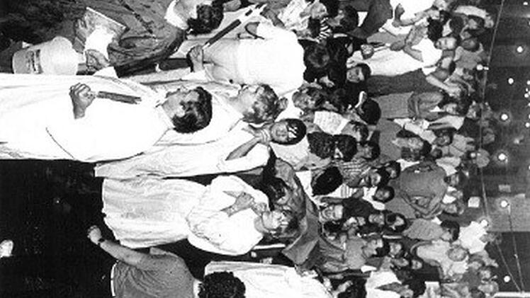 Am 31. August 1984 wurde das Annafest zu Grabe getragen. Damals natürlich ohne Masken und Sicherheitsabstand. Diesen Brauch gibt es aber ohnehin nicht mehr. Archivbild: Hans Grün