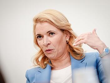 Die Chefin der Deutschen Bahn Evelyn Palla hat in der ZDF-Doku &uuml;ber die Bonuszahlungen f&uuml;r den Vorstand gesprochen.