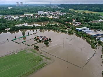 Von Feuerwehrmann fehlt nach Hochwasser in Bayern jede Spur - Suche geht nach zwei Monaten weiter