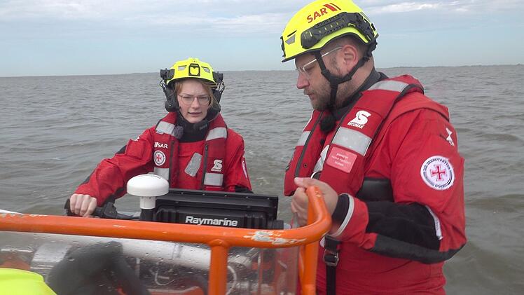 Smilla l&auml;sst sich zur Seenotretterin ausbilden. Neben Schule, Nebenjob im Teeladen und Volleyballtraining. Weil es ihr wichtig ist, sich f&uuml;r andere einzusetzen.