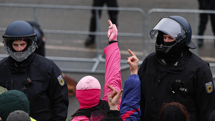 Neugründung AfD-Jugendorganisation - Proteste