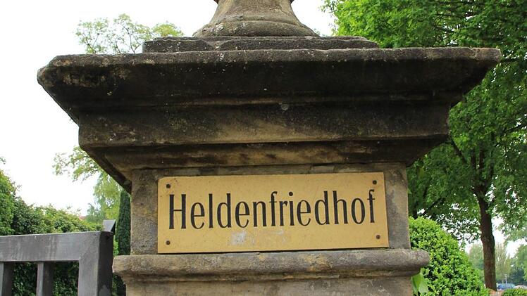 Der Heldenfriedhof in Höchstadt an der Aisch Foto: Christian Bauriedel