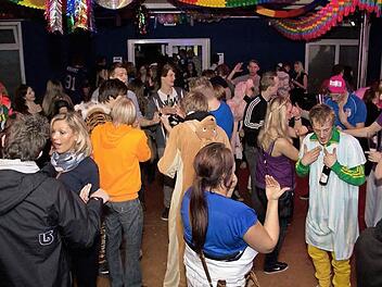 Im Neunkirchner Jugendclub wurde früher intensiver gefeiert, als dies heute der Fall ist.  Foto: privat