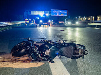 Motorradfahrer auf A73 bei Forchheim schwer verletzt