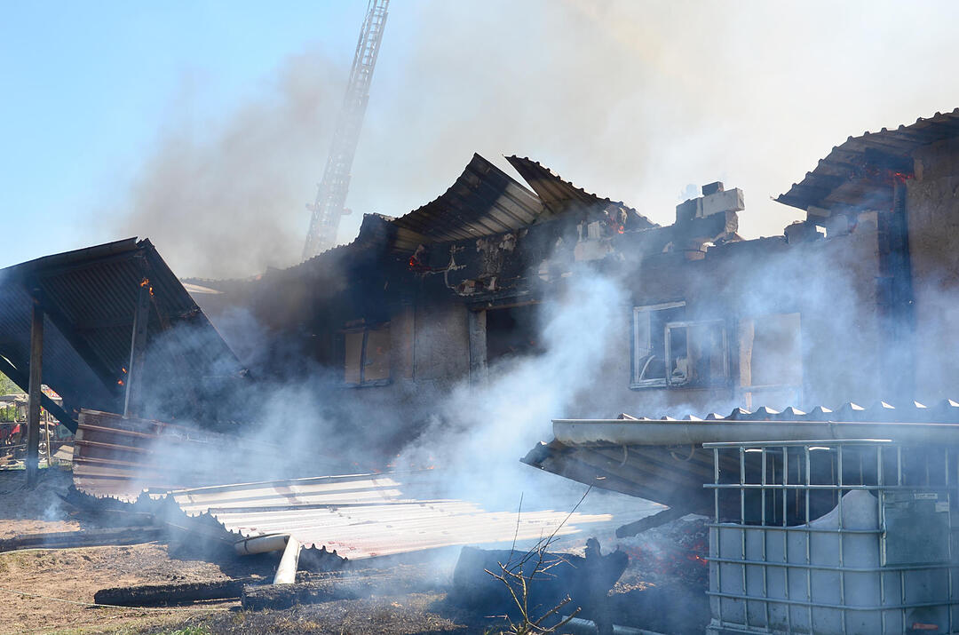 Feuer auf Aussiedlerhof