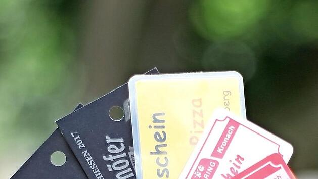 Für jedes abgedruckte Foto verteilt der FT jeweils zwei Marken  Foto: ham