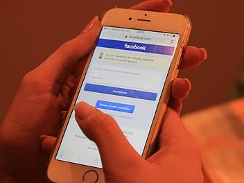 Der angeklagte Neustadter hatte auf einem öffentlich einsehbaren Facebook-Account eine deftige Reaktion gepostet - und bekam jetzt die Quittung vom Gericht. Foto: Ferdinand Merzbach