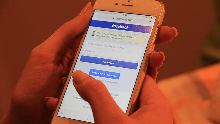 Der angeklagte Neustadter hatte auf einem öffentlich einsehbaren Facebook-Account eine deftige Reaktion gepostet - und bekam jetzt die Quittung vom Gericht. Foto: Ferdinand Merzbach