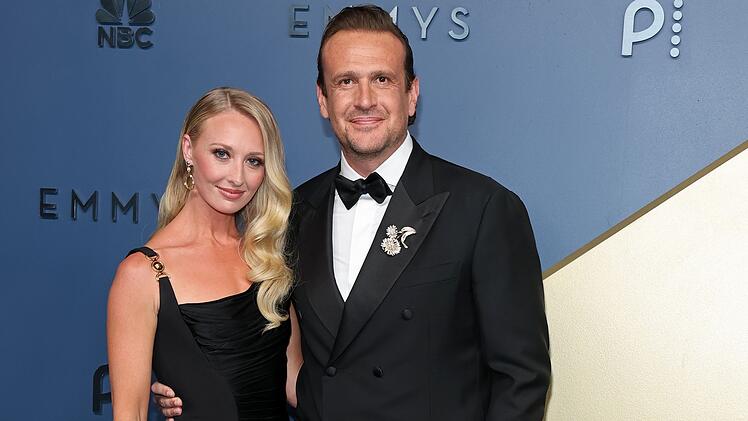 T&auml;nzerin Kayla Radomski und Schauspieler Jason Segel haben geheiratet.