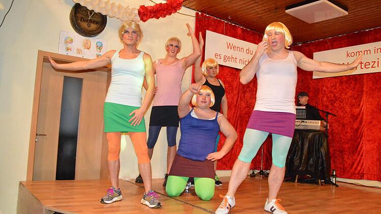 Fasching beim FC Poppenlauer  Foto: Annette Warmuth