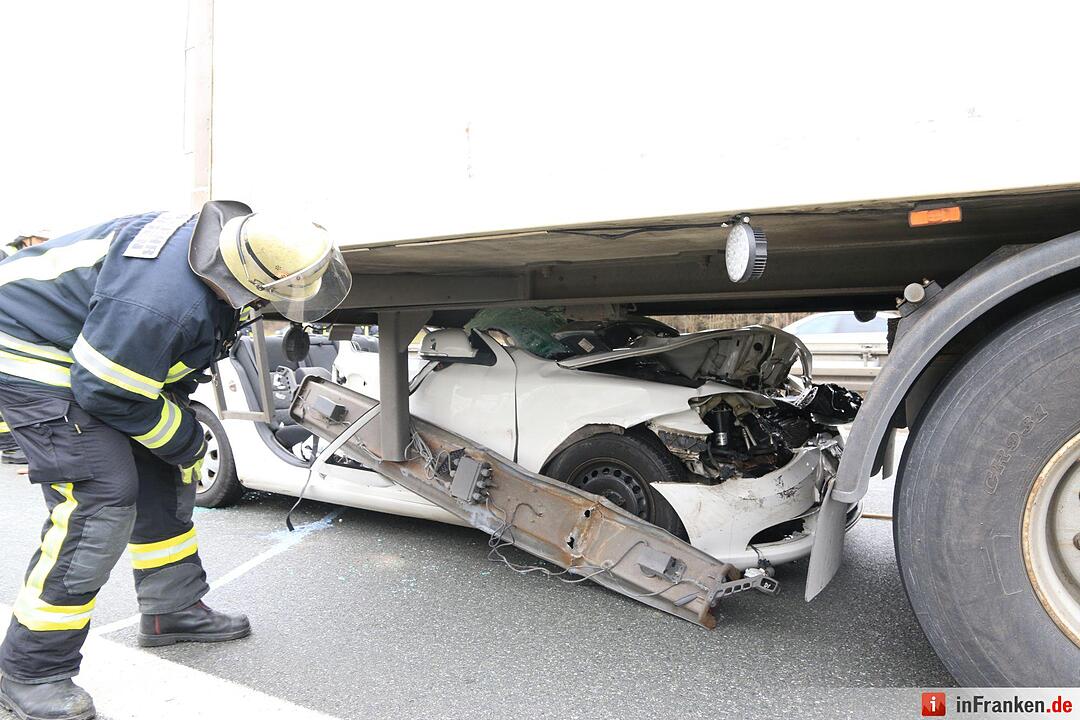 Lkw-Unfall auf der A3 bei Erlangen